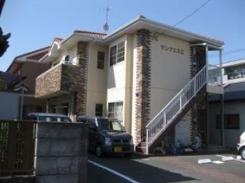 サンクエスC 201号室 外観