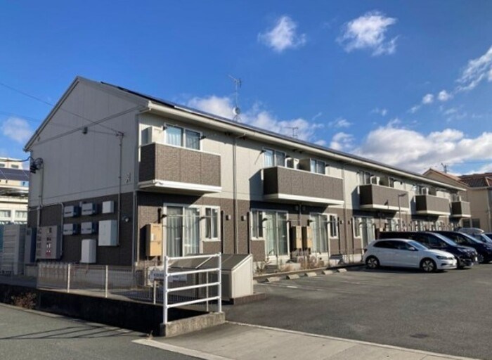 グランドゥール A 108号室 外観