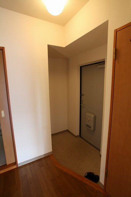 マンション東亜 玄関