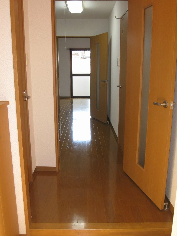 あっとほーむ 玄関