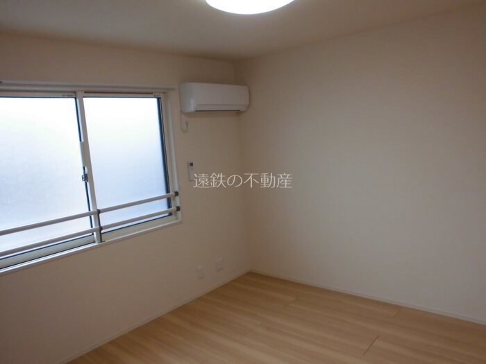 ＡＬＢＡ ＧＬＡＮＤＥ　B ベッドルーム