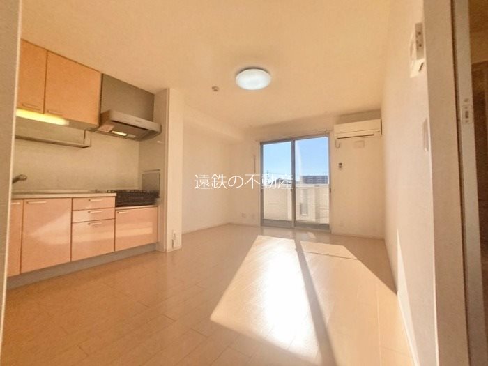 ヴィラ・ラフィーネ リビング