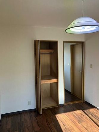 テラスハウスはなみずき2丁目 ベッドルーム