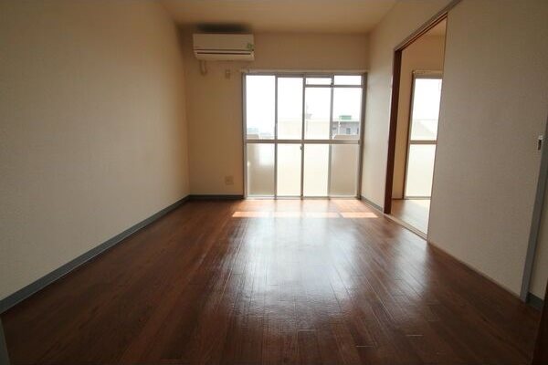 マンションリビエールⅡ ベッドルーム