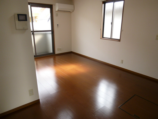 グランドソレーユ　Ｃ リビング