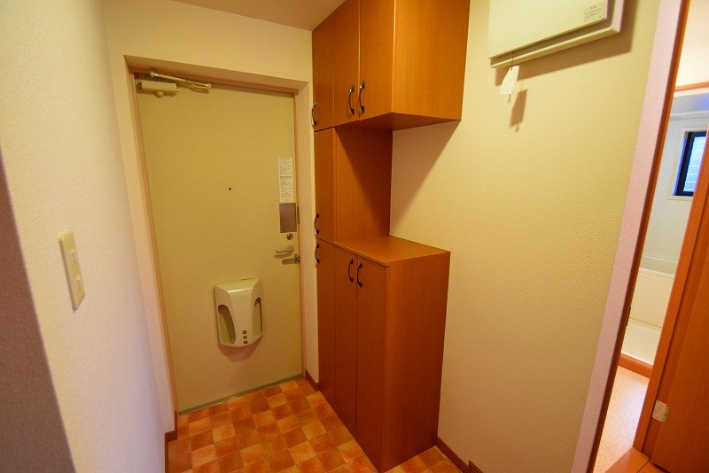 ブルーメ佐鳴台 玄関