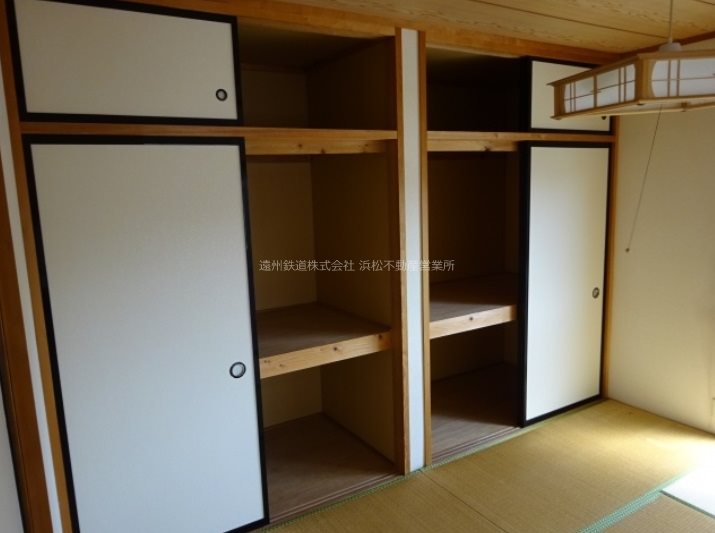 ドエル富塚 収納