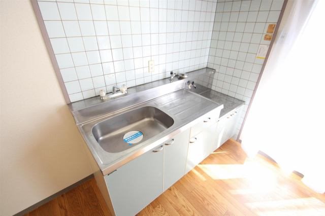 サンヒルズ藤Ａ棟 キッチン