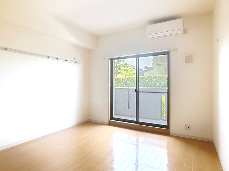 グランドソレーユ大瀬 リビング