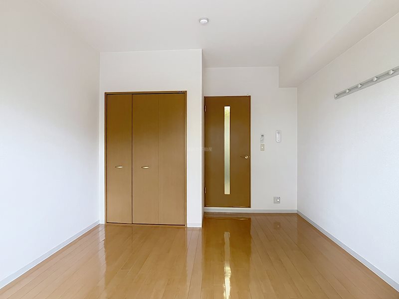 グランドソレーユ大瀬 ベッドルーム