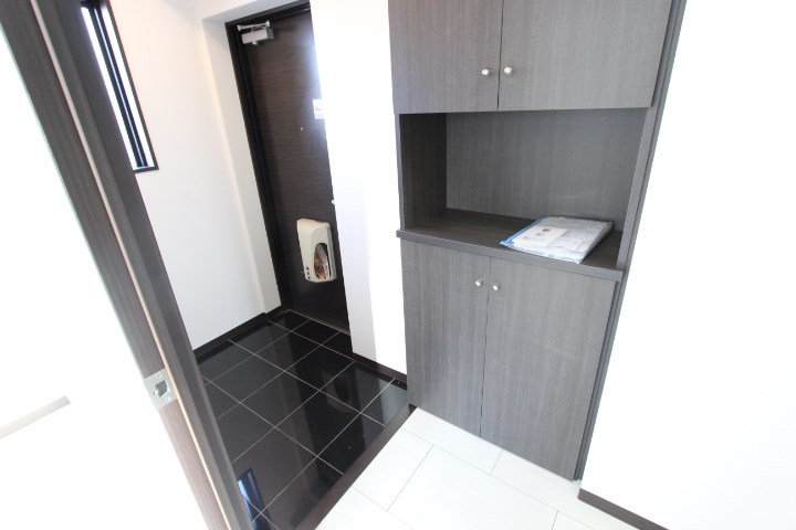 Granpia Cent deux 玄関