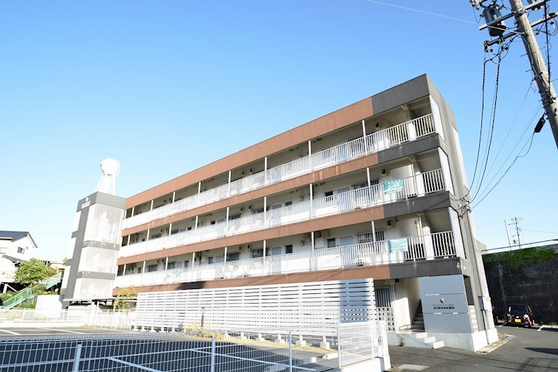 PIVOTマンション広沢 103号室 外観