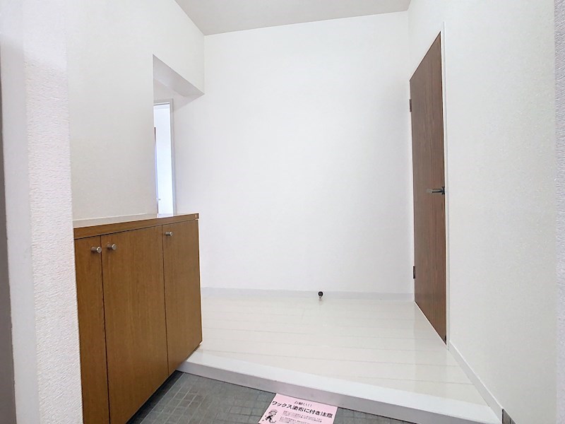 明開ハイツA 玄関