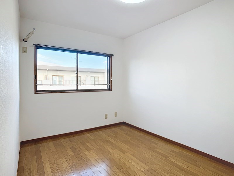 明開ハイツB ベッドルーム