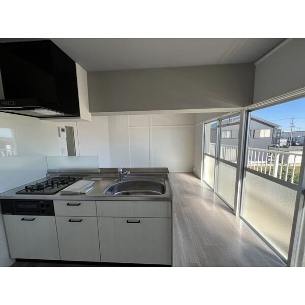 アールベロ キッチン