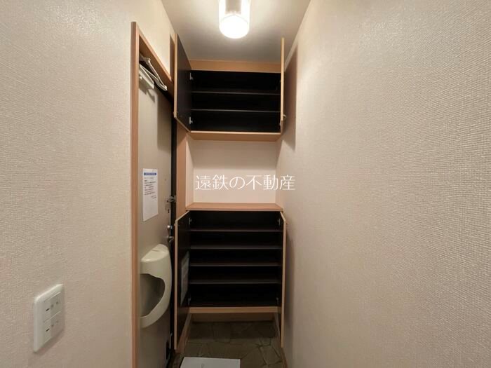 ブランシェ　A 玄関