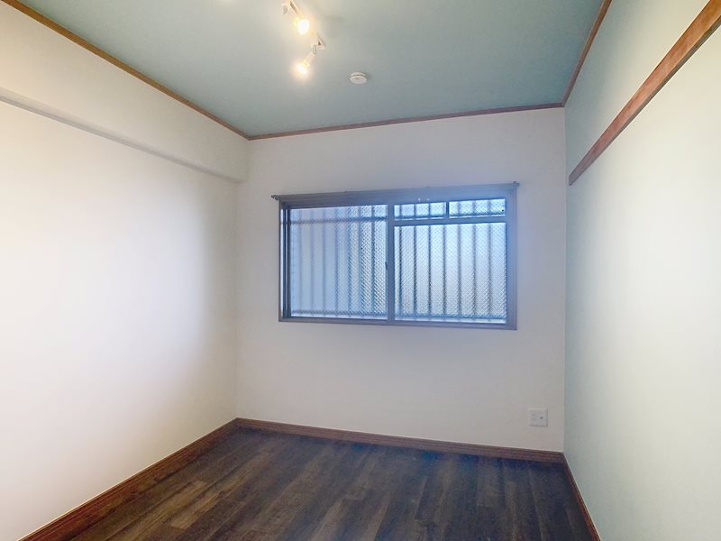 ミラクル西塚 ベッドルーム