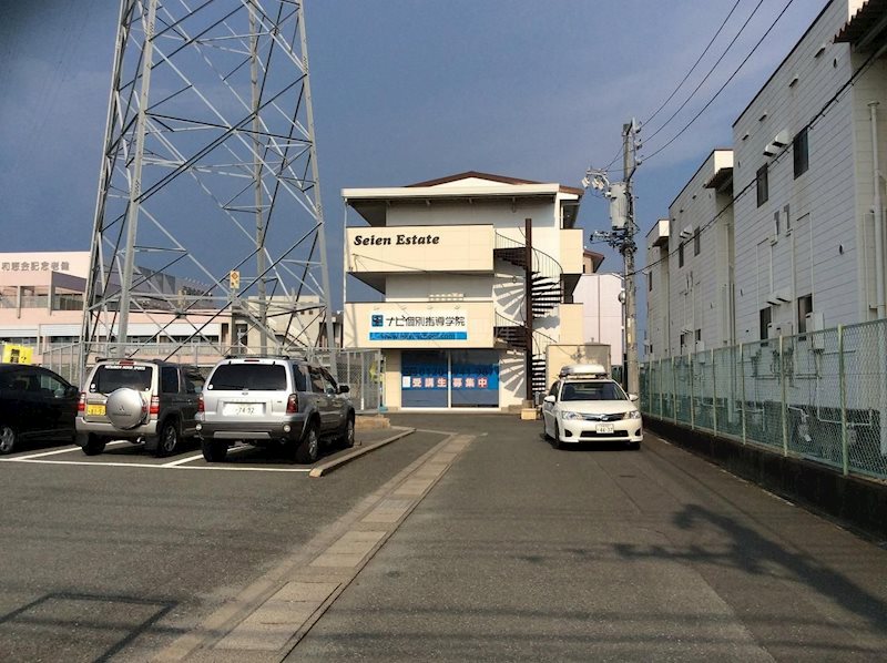 セイエンエステイト 駐車場