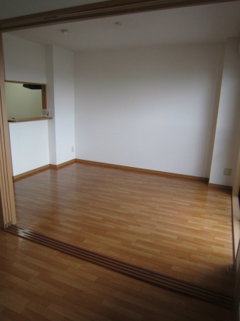 パレット名塚 リビング