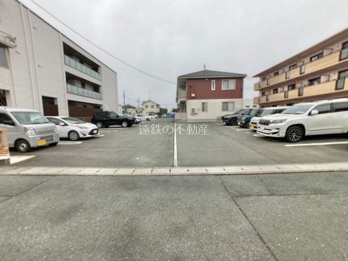 レセンテ・ウィル　B 駐車場