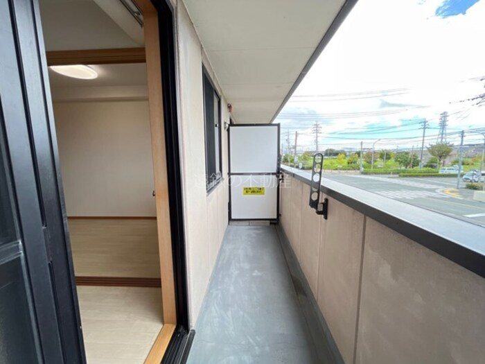 パレット名塚 ベランダ