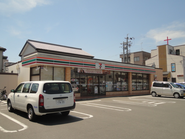 TJハイツ住吉 コンビニ