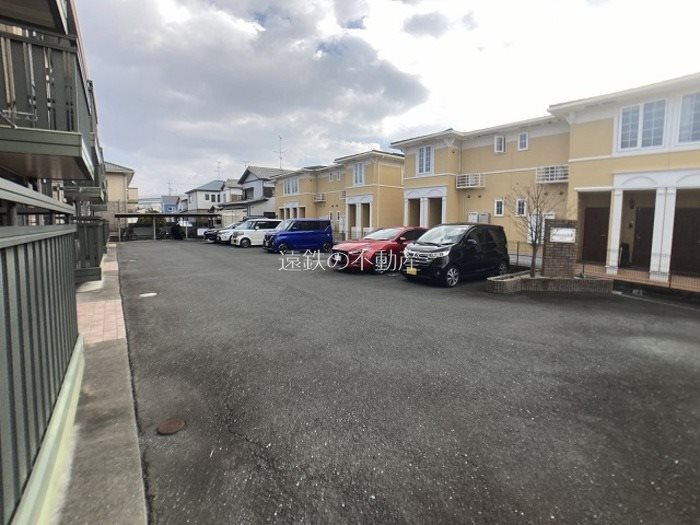 エムロードⅡ 駐車場