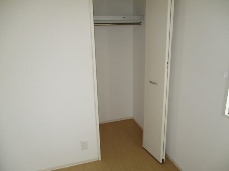 ルボアささがせ　B 収納