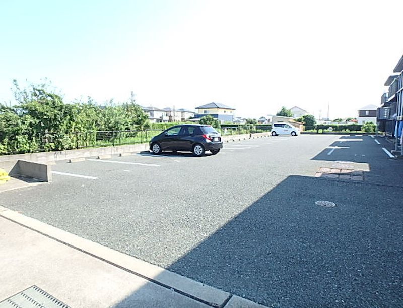 エスポワールA 駐車場