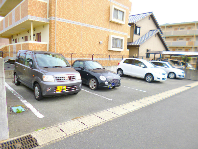 Via Lattea 駐車場