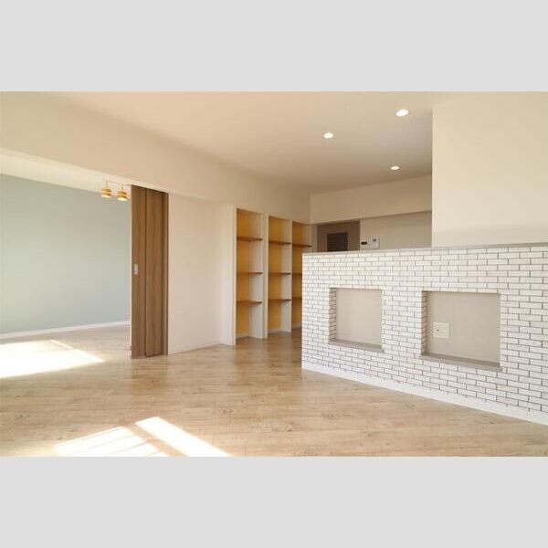 フェニックス リビング