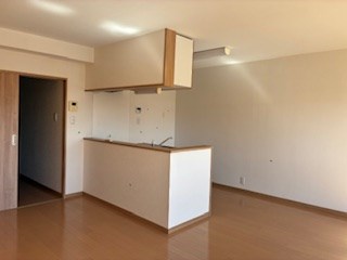 エストメンツ中泉 リビング