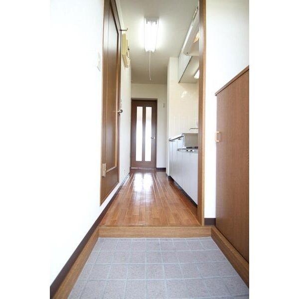 アイフォレスト 玄関