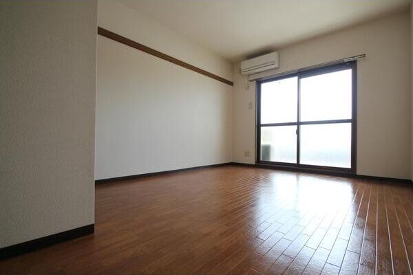 アイフォレスト リビング