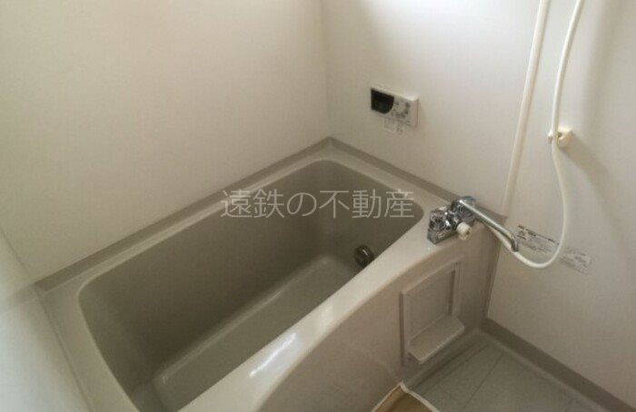 トゥール・ビヨン　A 風呂画像