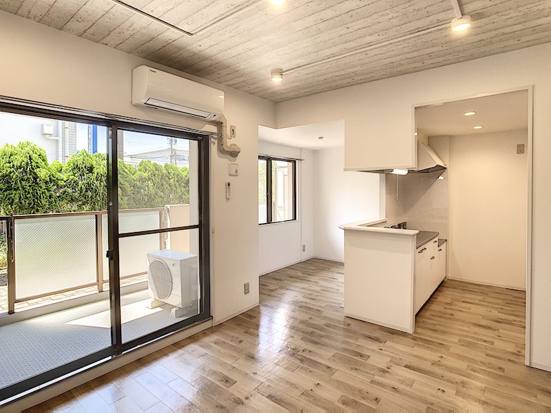 アバンテヤマカ リビング