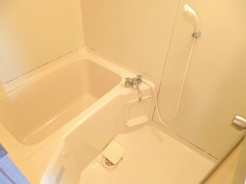 アルベール 風呂画像