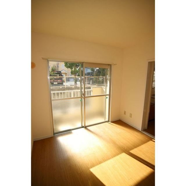 レイク平和Ａ ベッドルーム