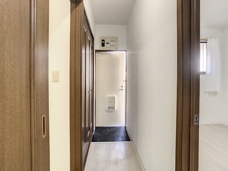 スクエア5 玄関