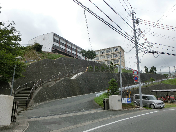 ハーベストヒルズ 中学校