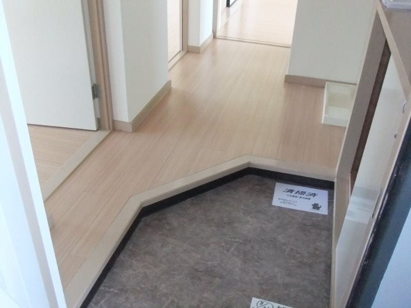 ドミ美 玄関