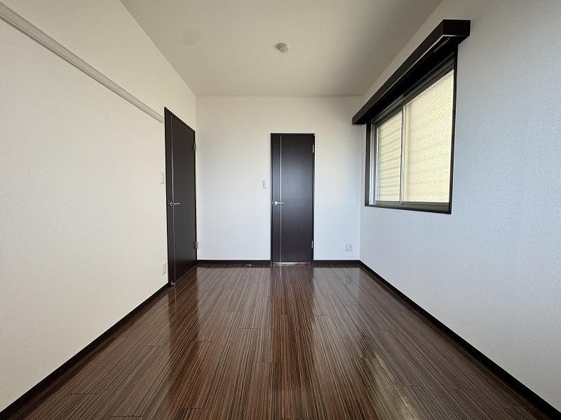 デラパーチェ ベッドルーム