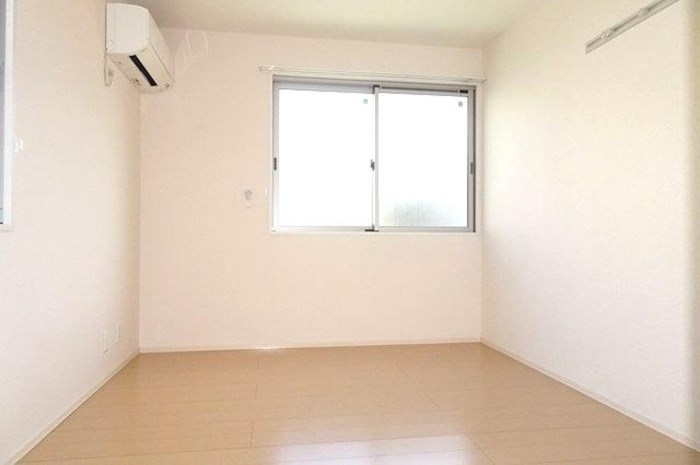 S.U.N Court A ベッドルーム