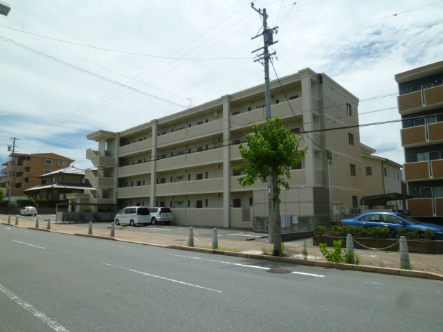 アスティオンⅡ 外観