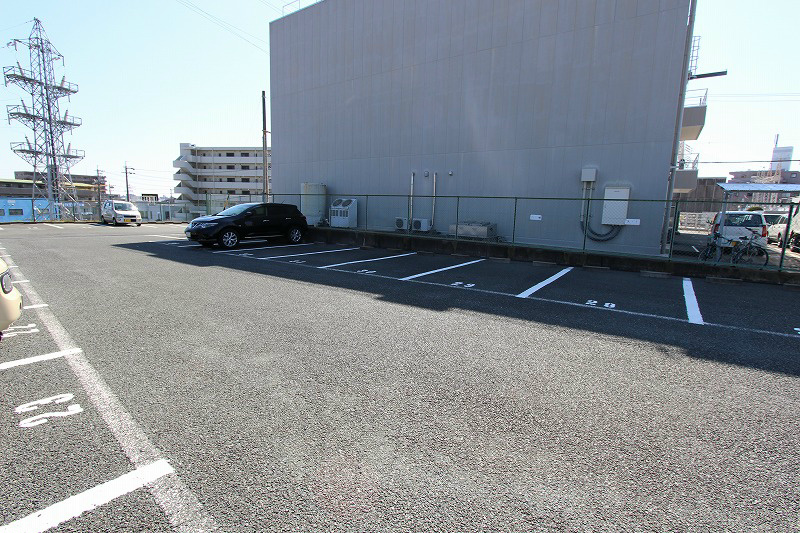エクセルひくま  駐車場