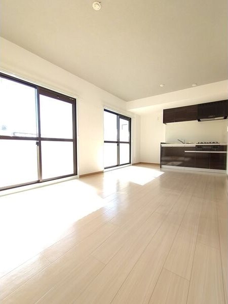 サンハイム竜禅寺 リビング