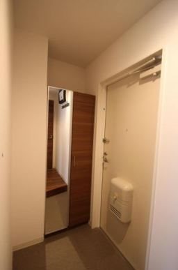 Chateau RaffineⅡ 玄関