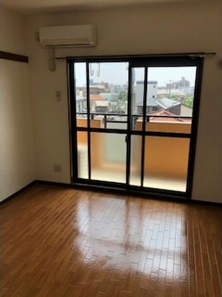 オーシャンブルー リビング