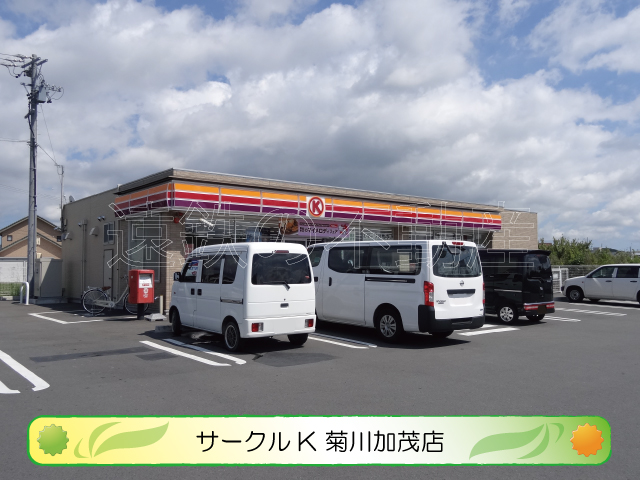 フィオーレ  コンビニ
