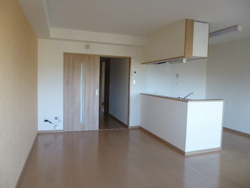 エストメンツ中泉 リビング